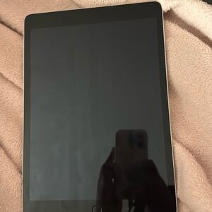 Apple iPad, 9th generation, silver